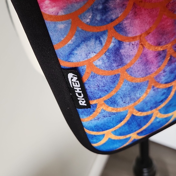 Richen neoprene mermaid pattern laptop/tablet bag - Picture 2 of 7